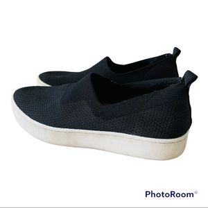 Dolce Vita Shyanne Slip-On Black Fabric Sneakers 8 1/2